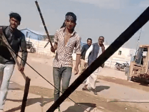 On Tuesday around 2 PM, miscreants suddenly arrived at the protest site. They tore down posters and uprooted the tent.