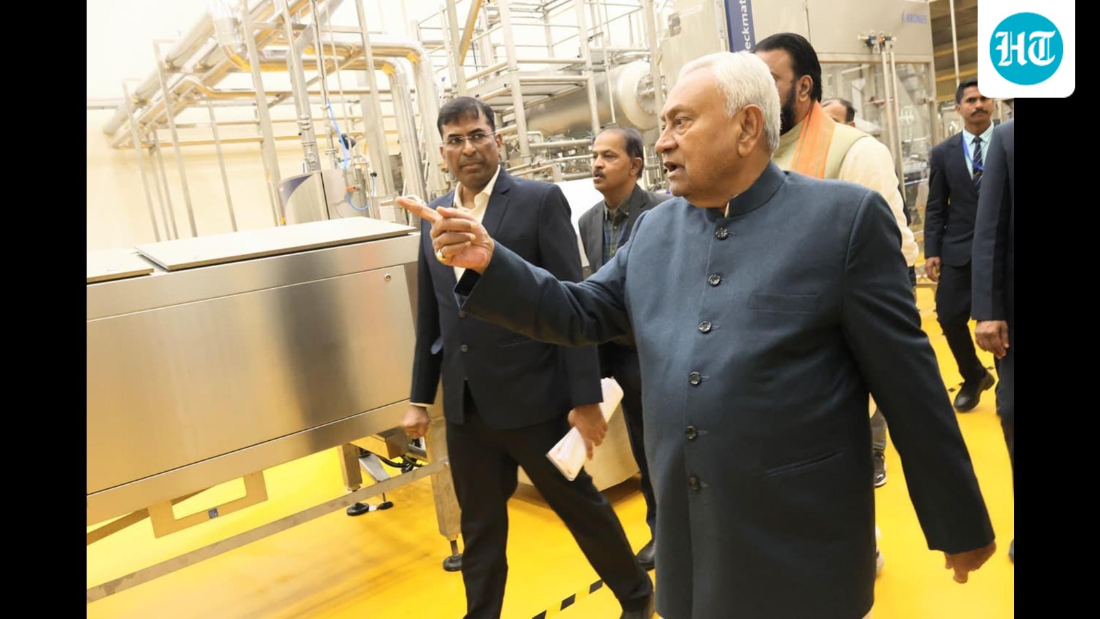 Nitish pitches for ‘jobs to locals’ during Buxar SEZ visit