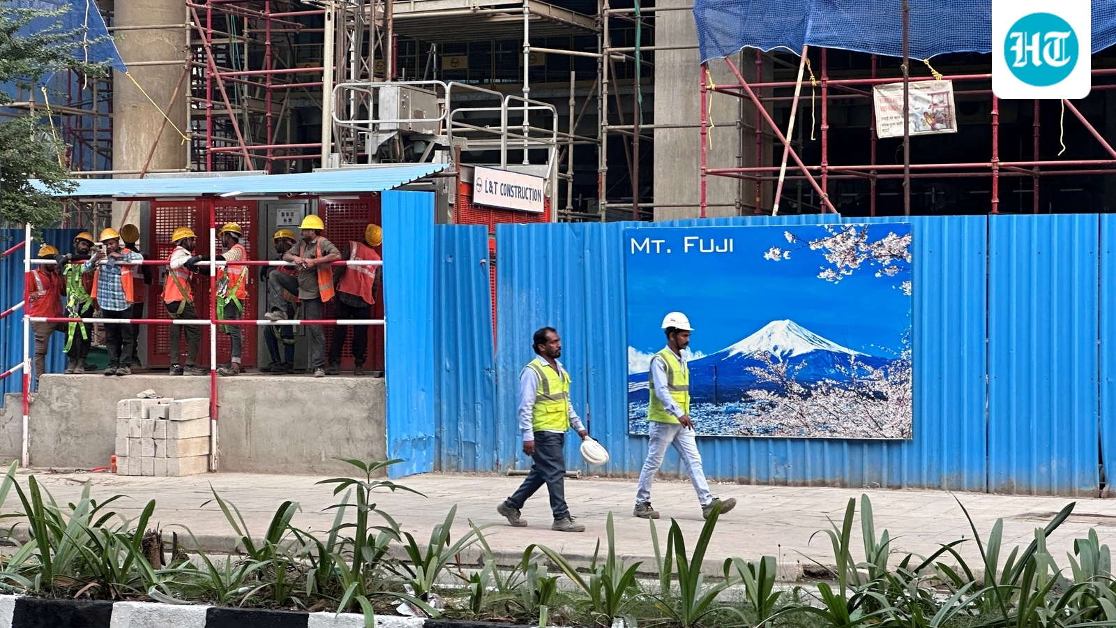 Delhi implements 50% mandatory work from home amid air pollution crisis | Details