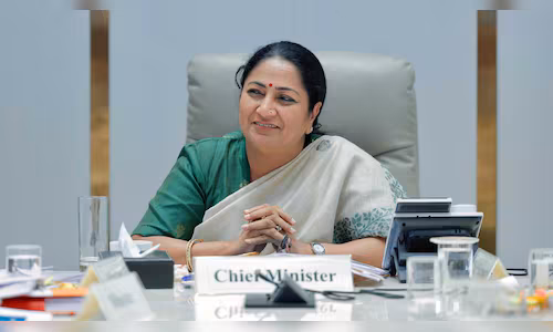 Delhi announces work-from-home, Metro Monday and travel curbs in push to cut pollution and fuel use