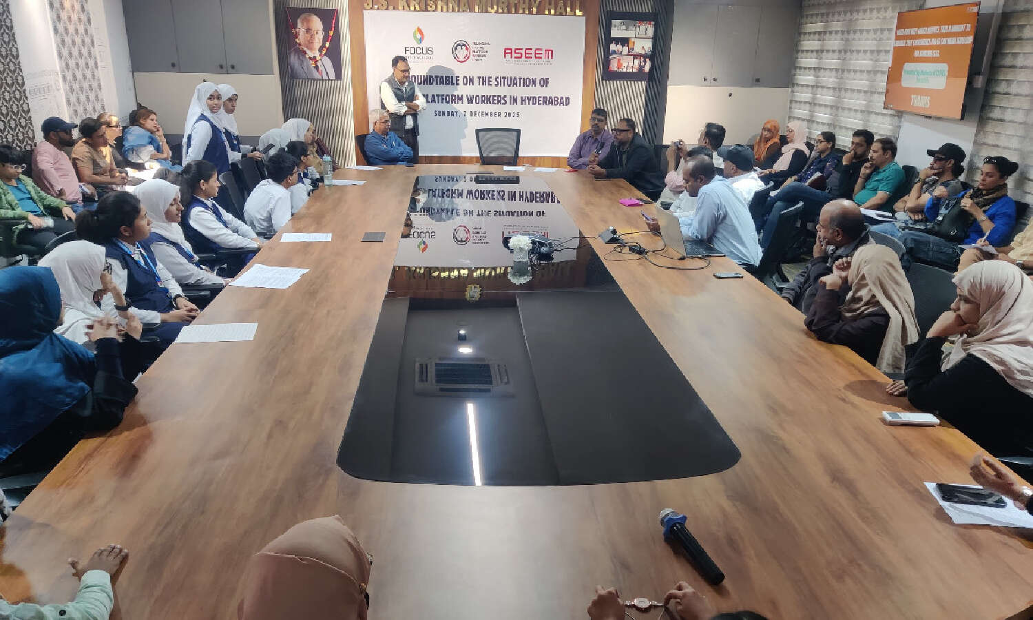 Half of gig workers in Hyderabad face sudden ID blocking; majority have no access to grievance redressal mechanisms: Study