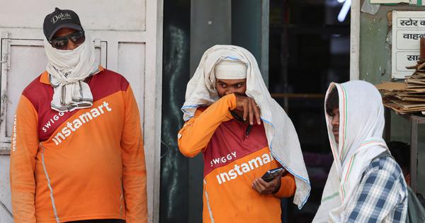 Incentives, penalties, pay loss keep delivery workers on the job through hot days