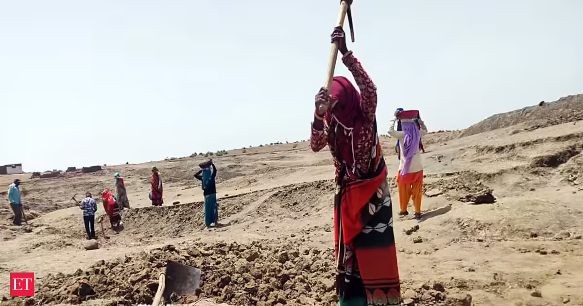 New jobs bill sparks row over funding, Gandhi name