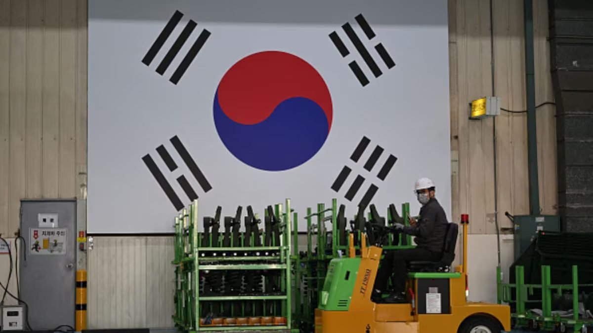 Jobs In South Korea? How Seoul’s Skills Shortage Could Open Doors For Indian Engineers & Techies | Explainers News