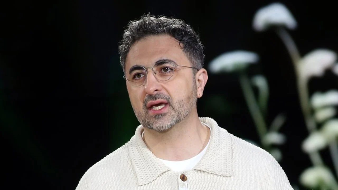 Microsoft AI Chief Warns White-Collar Jobs May Vanish Within a Year