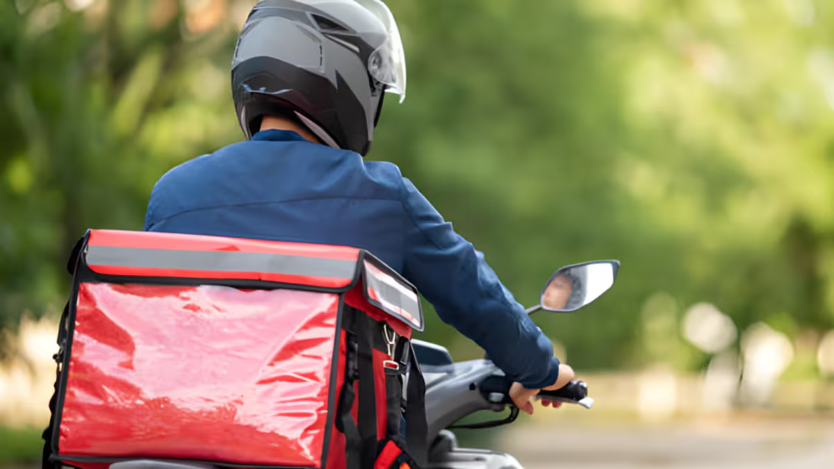 'Taught Him AI': Chennai Founder's Viral Post On 22-Year-Old Employee Quitting Job For Rs 40K Delivery Work Triggers Debate | Viral News