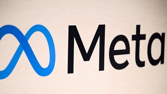 CEOs get more demanding as AI threatens job security in top companies; A look at the job market in 2026