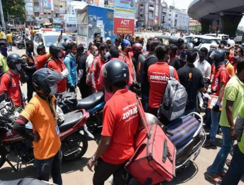 Festive Hiring Boom Expands; Job Growth Moves Beyond India Metros