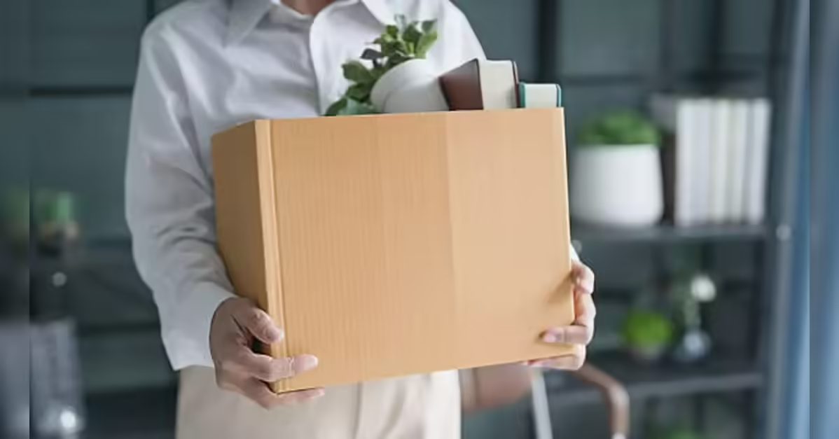 Apple cuts jobs across sales team, ETHRWorld