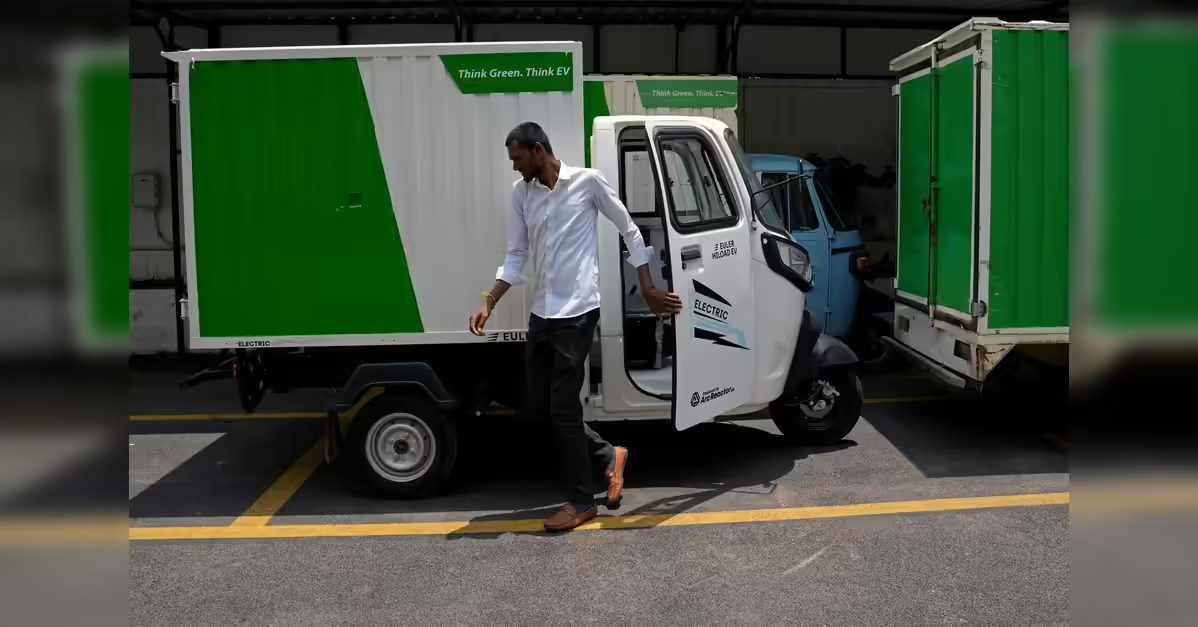 Deputy chief minister Harsh Sanghavi, ETHRWorld