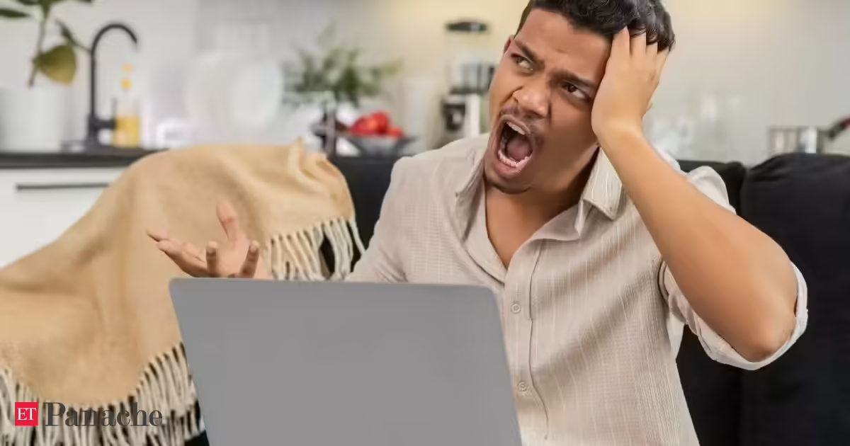 Employee refuses unpaid office work at home, gets formal warning from boss. 'Supposed to be doing homework'