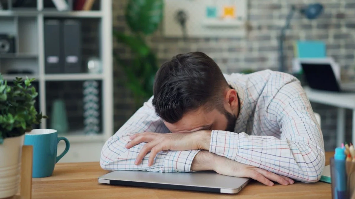 Founder shares story of candidate who lost two job offers after renegotiation move