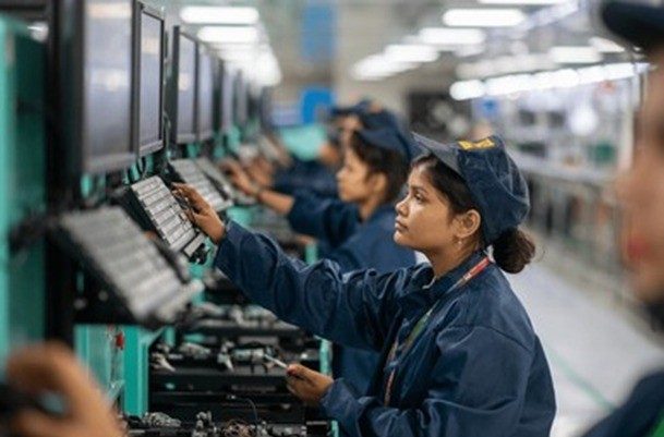 India 2nd largest mobile manufacturing country in the world: Minister | MorungExpress