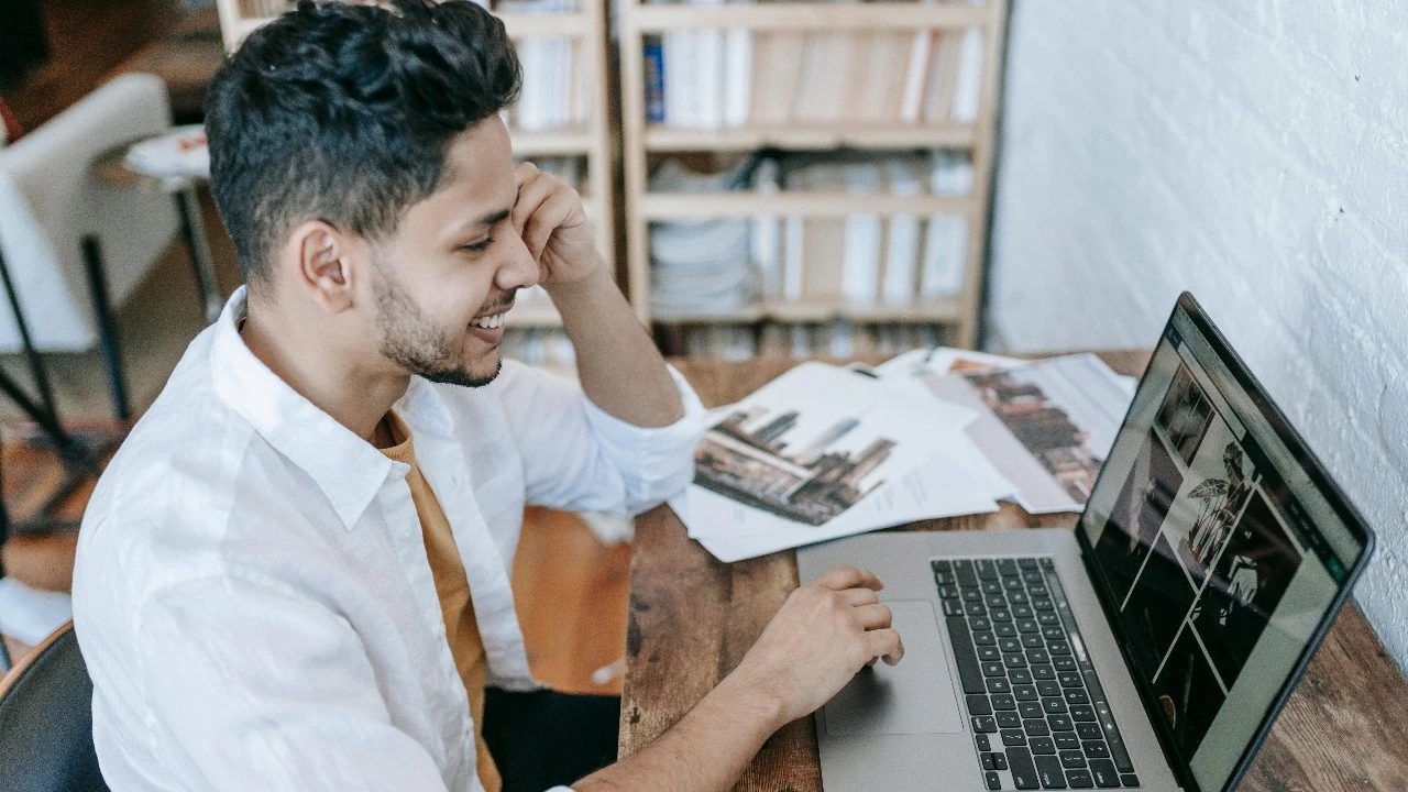 India workforce shifts to portfolio careers with multiple income streams and flexible jobs