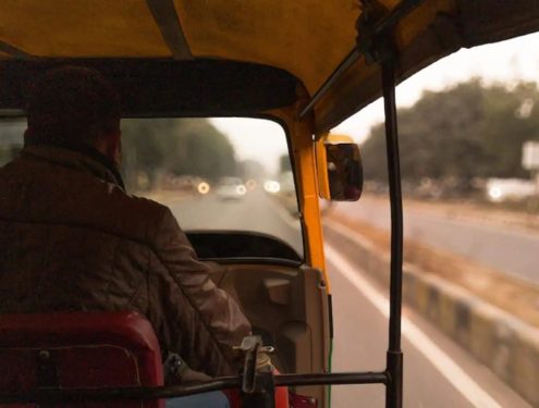 Man quits Rs 25,000 job to make Rs 60,000 as auto driver