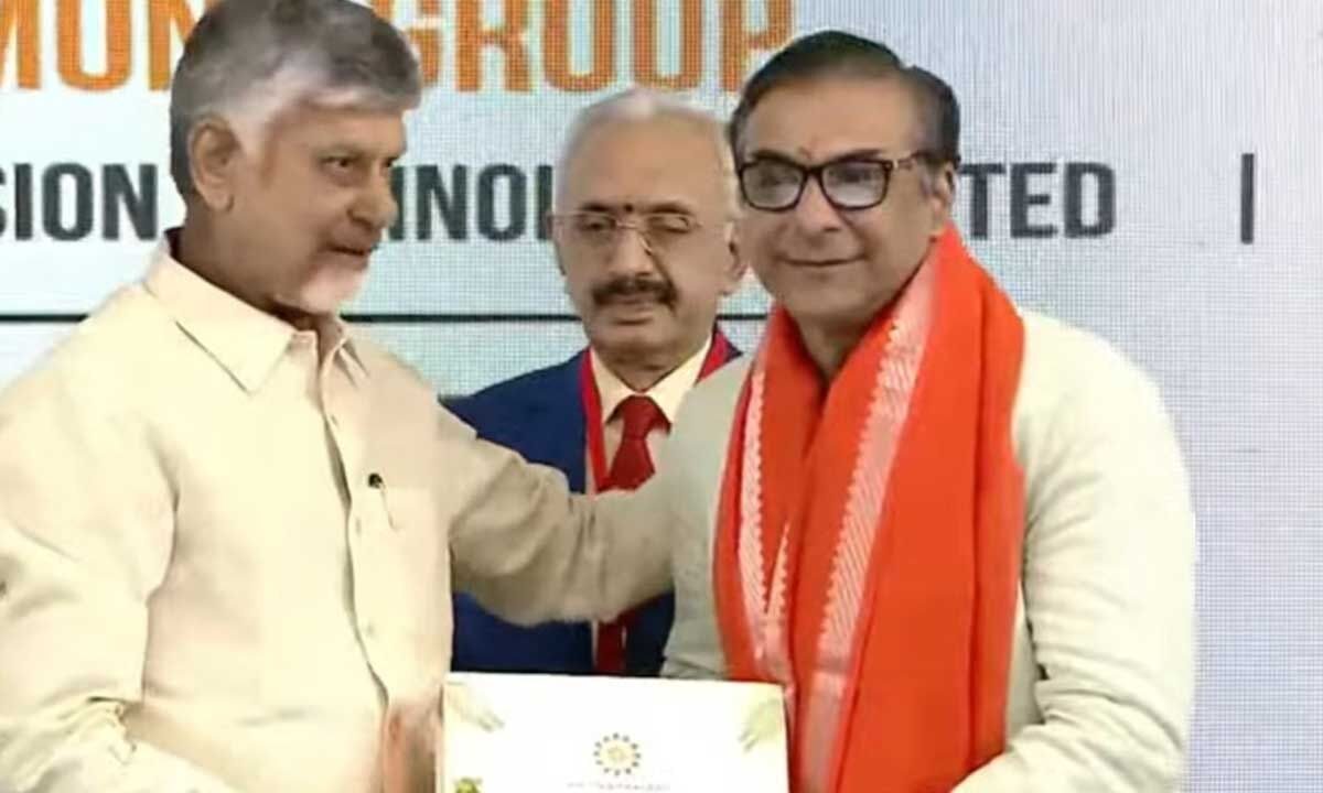 'Raymond will help us cross 20 lakh jobs’: CM