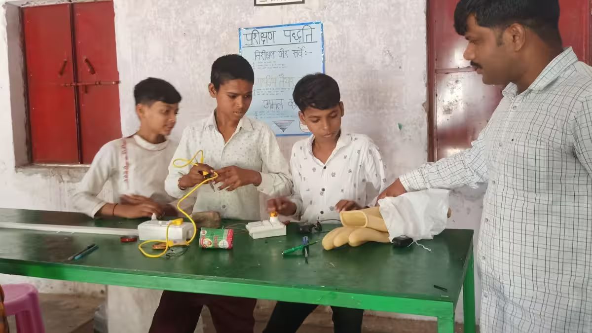 Vocational teachers want private agencies out of their jobs