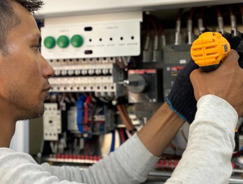 What are the high-paying jobs almost nobody wants? Reddit users answer