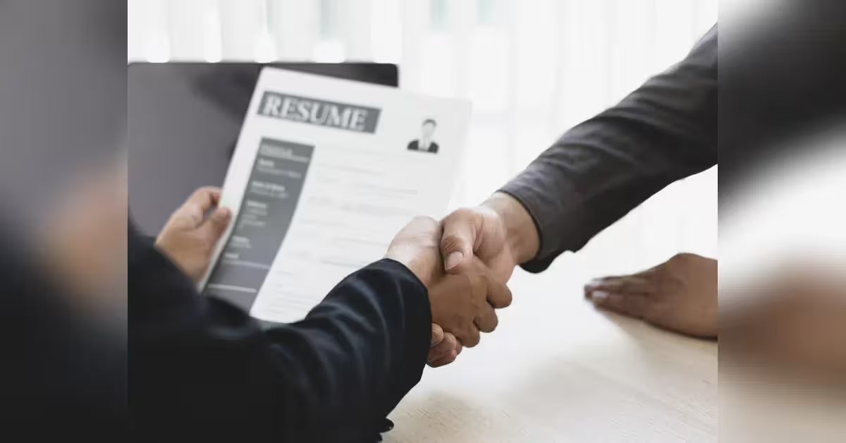 White-collar hiring rises 14% in August as non-IT sectors drive growth | Industry News