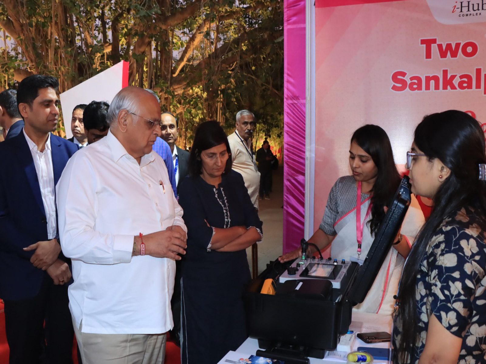 i-Hub startups create 1,400 jobs; valuation crosses over Rs 3,500 crore